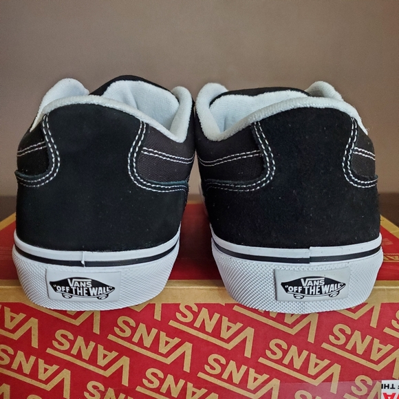 Vans Bearcat Black/White Men Size 8, equivalent to Women Size 9.5 - Picture 6 of 11